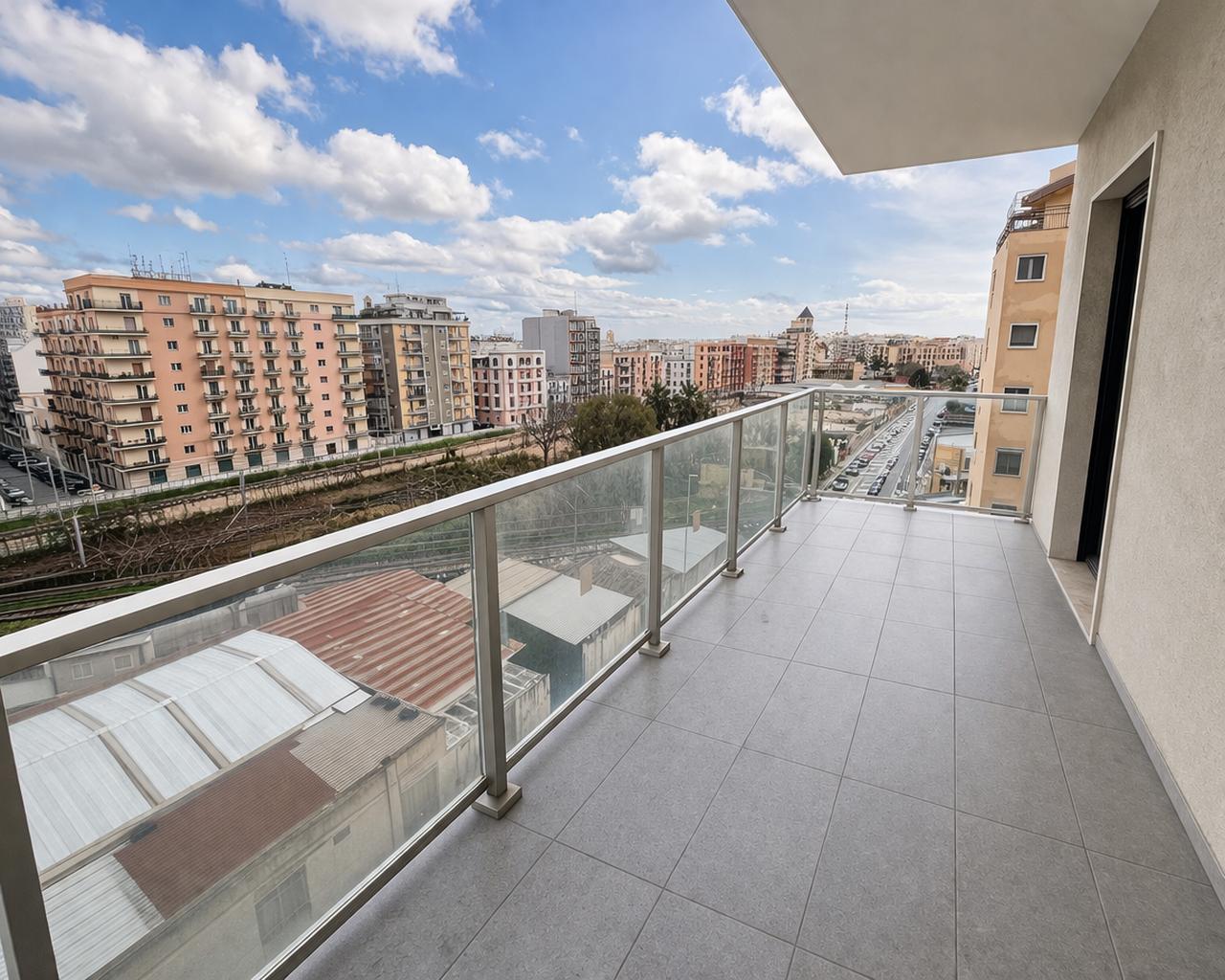 SAN PASQUALE – VIA OBERDAN 4 vani + doppi accessori